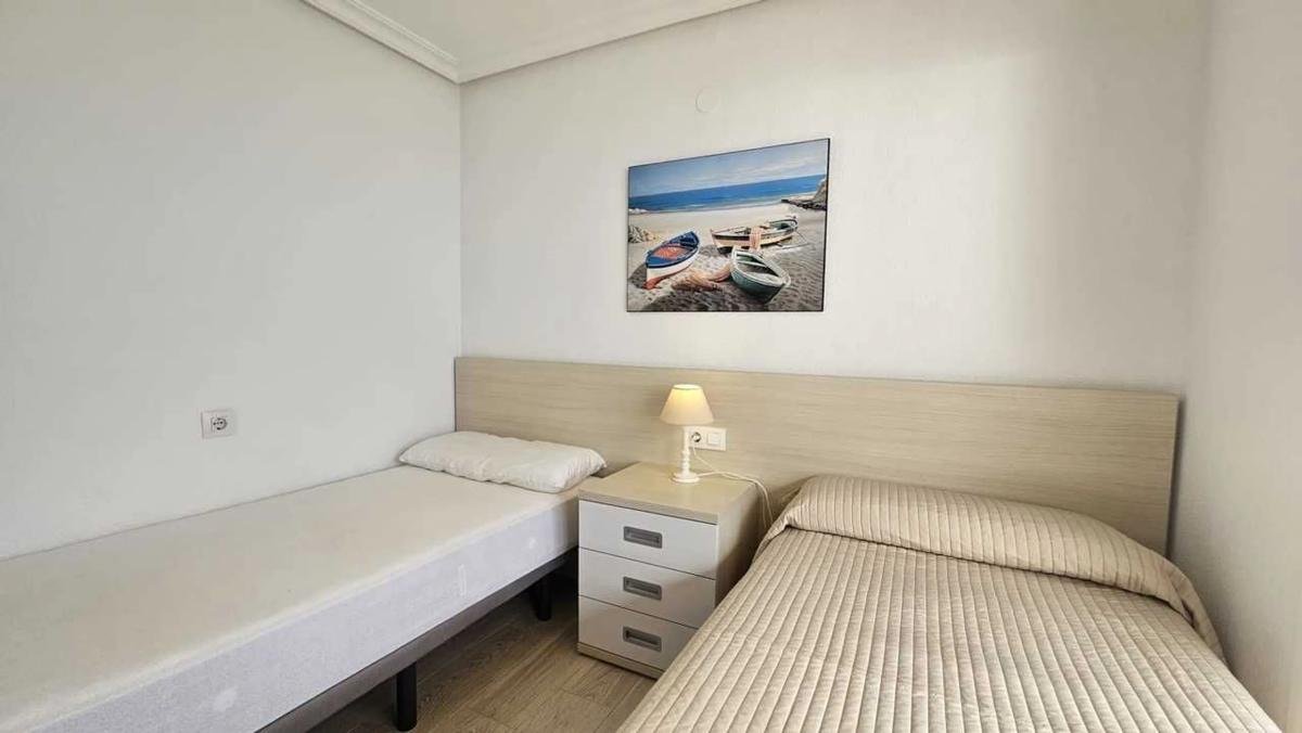 property-468337-24-medium Piso en mil palmeras playa