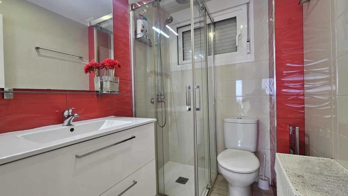 property-468337-25-medium Piso en mil palmeras playa