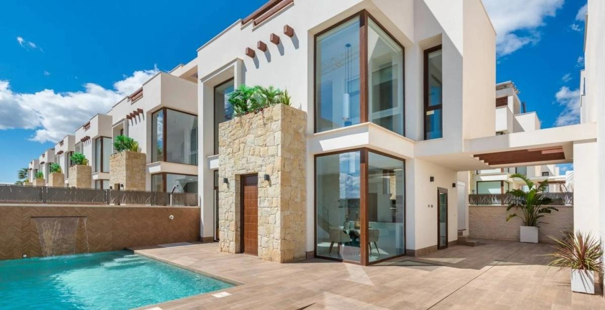 property-468681-1-medium Casa independiente