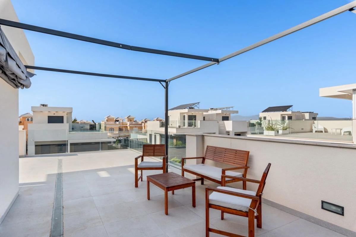 property-468700-27-medium Chalet pareado en avenida el Greco, 1