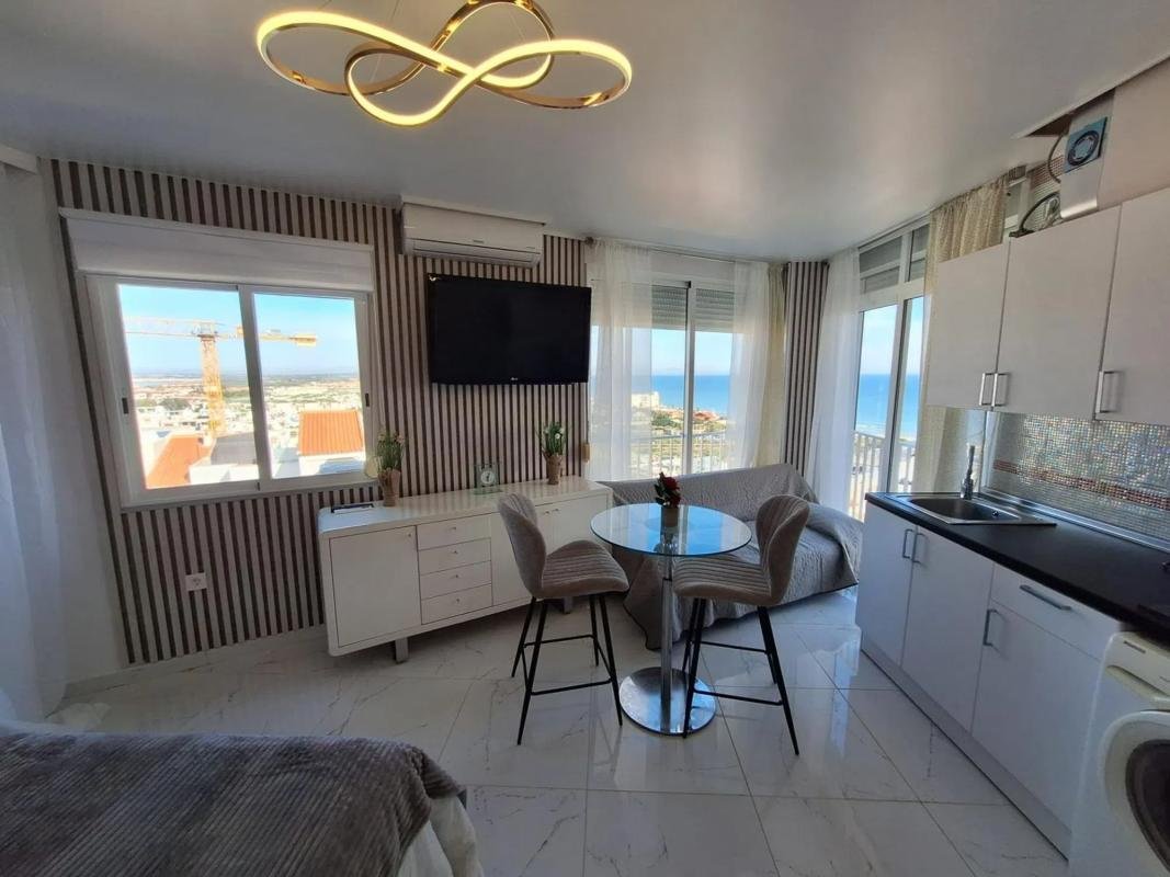 property-469049-1-medium Estudio en calle Soria