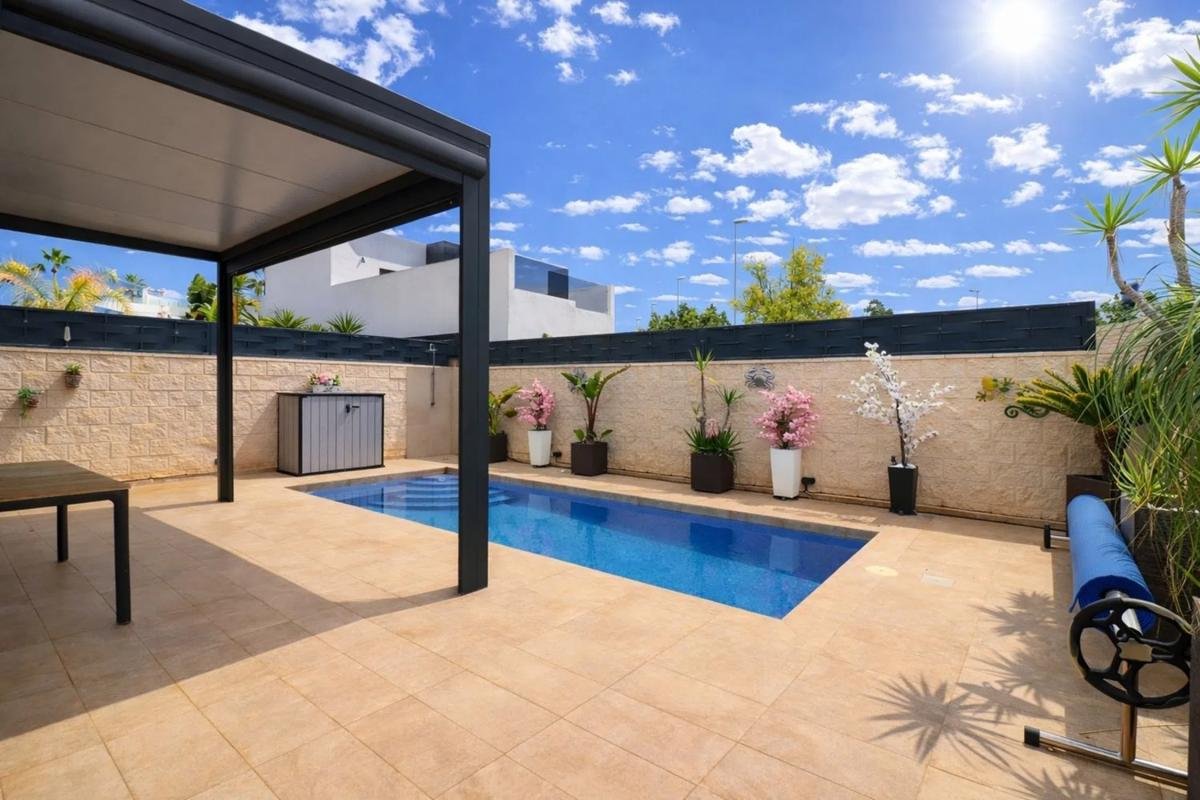 property-472204-2-medium Casa independiente
