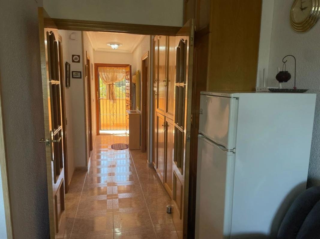 property-472440-12-medium Piso en Urbanizaciones