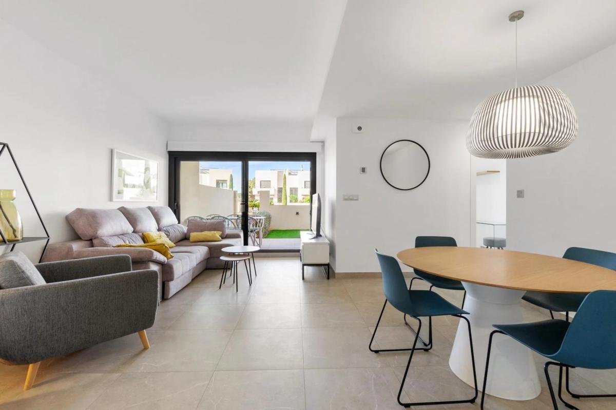 property-473271-3-medium Piso en calle Alcatraz