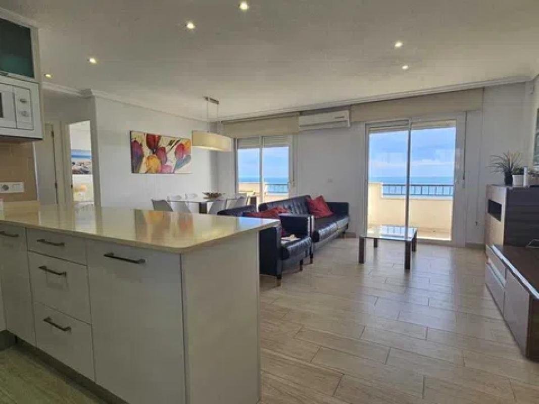property-479792-3-medium Piso en avenida de Francia