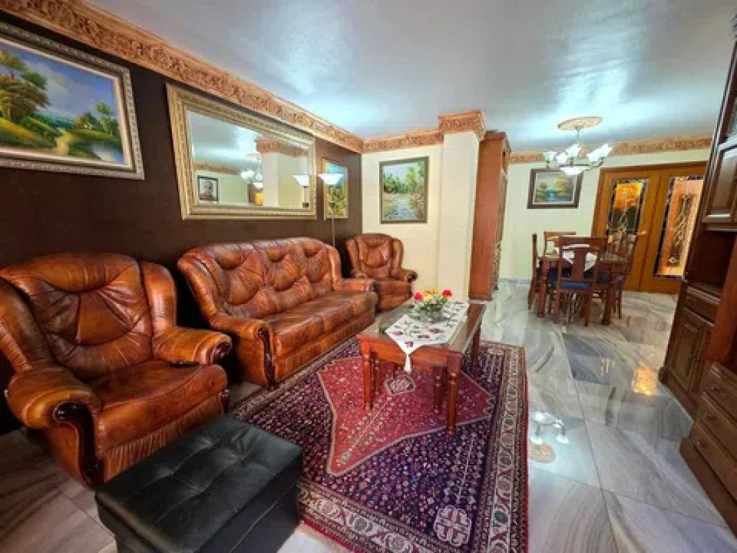 property-484989-1-medium Piso en calle General O'Donnell, 11