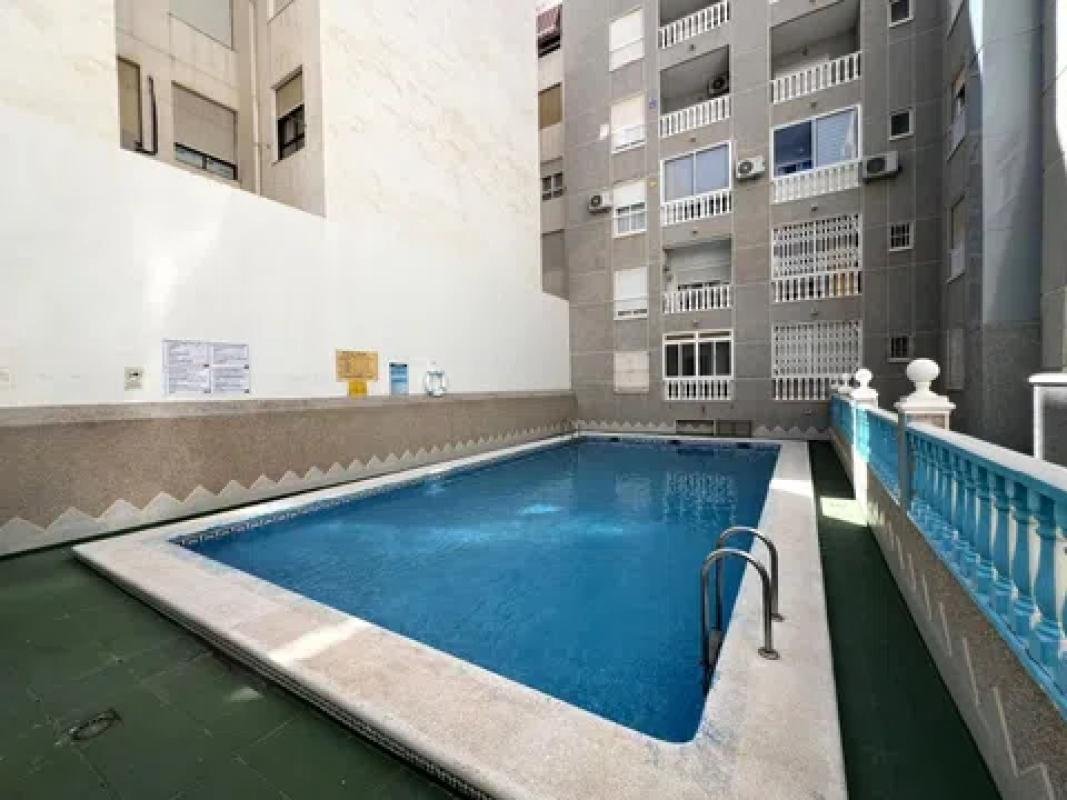 property-486392-1-medium Ático en calle San Miguel de Salinas