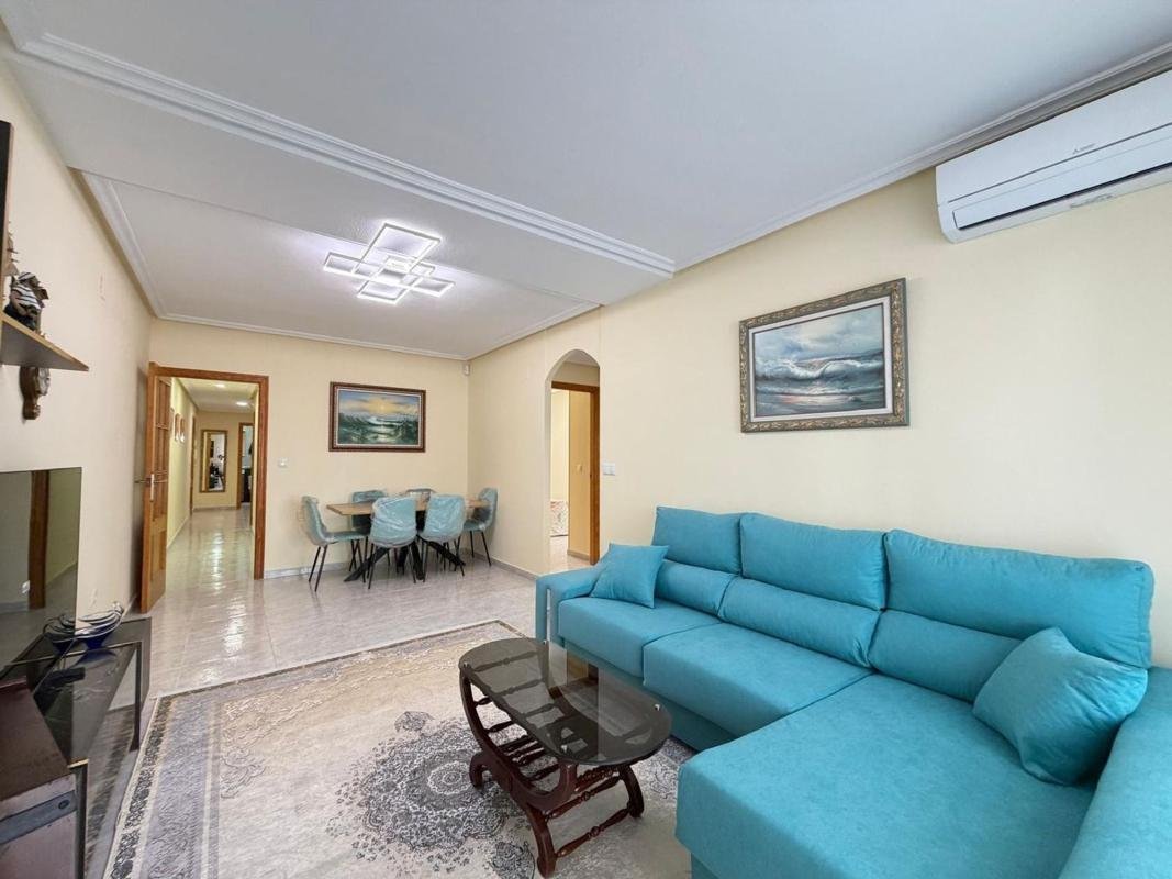 property-493414-1-medium Piso en calle Goleta