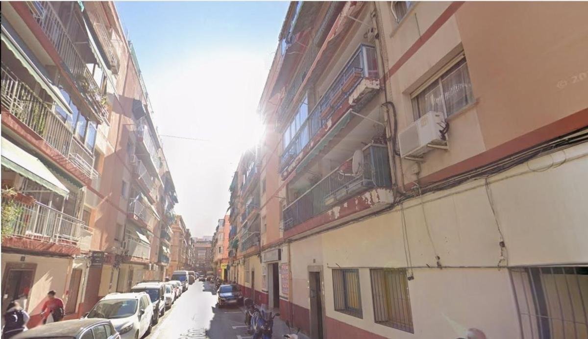 property-497375-2-medium Piso en calle Escorpión