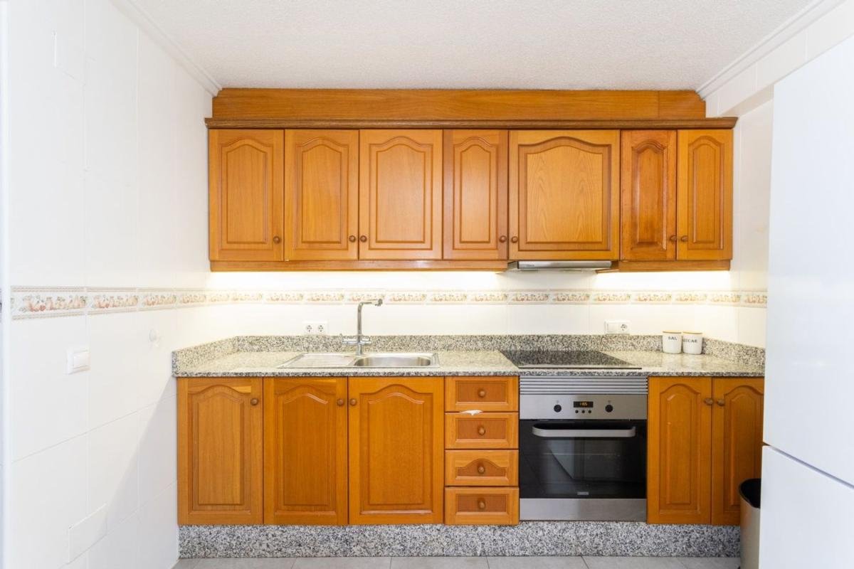 property-499473-13-medium Chalet adosado en calle Capitán Cortés