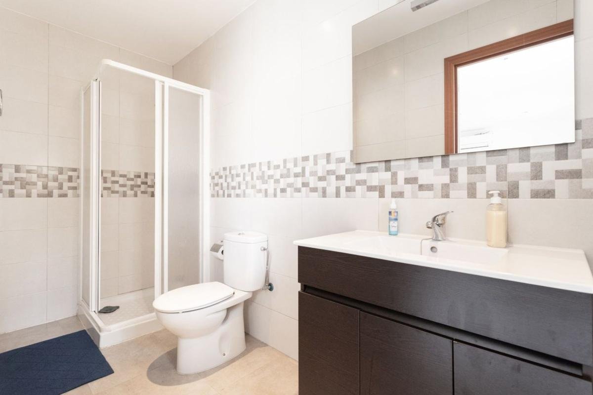 property-499473-26-medium Chalet adosado en calle Capitán Cortés