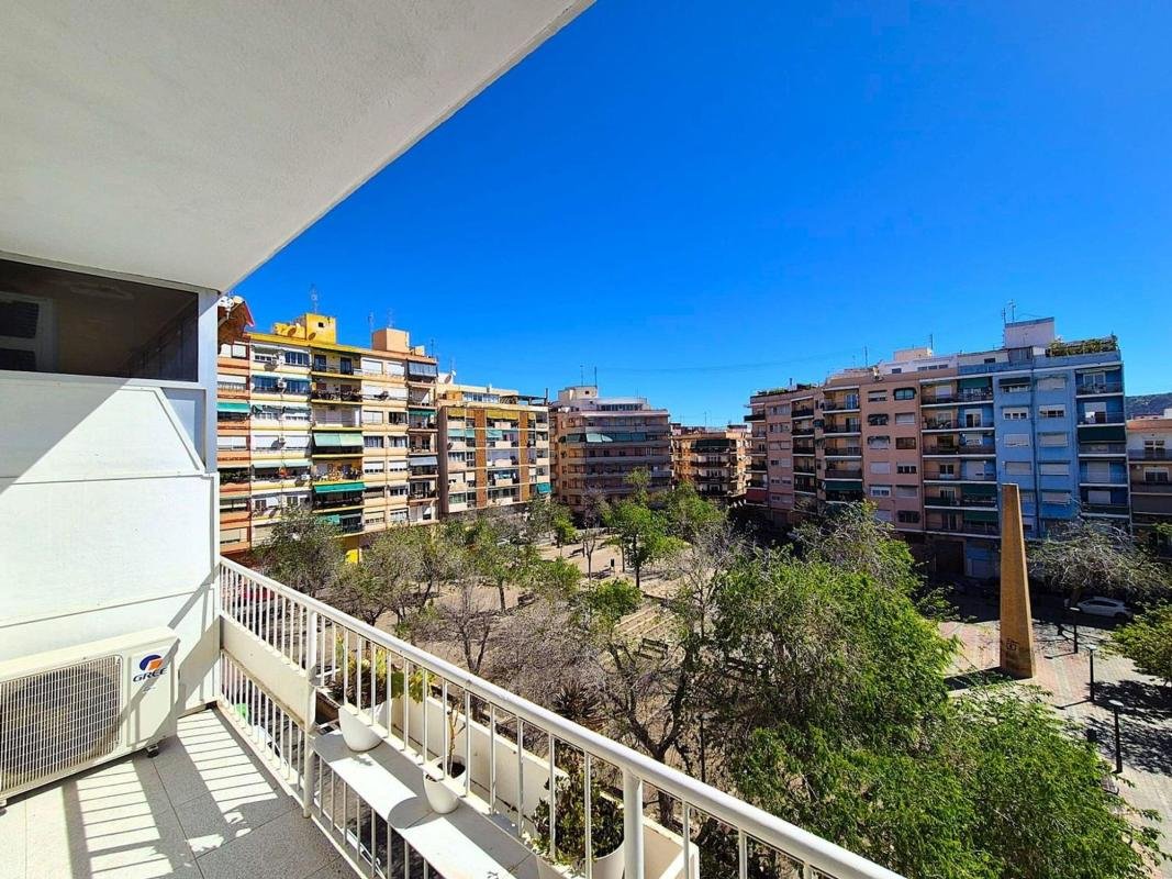 property-501205-2-medium Piso en calle General Espartero