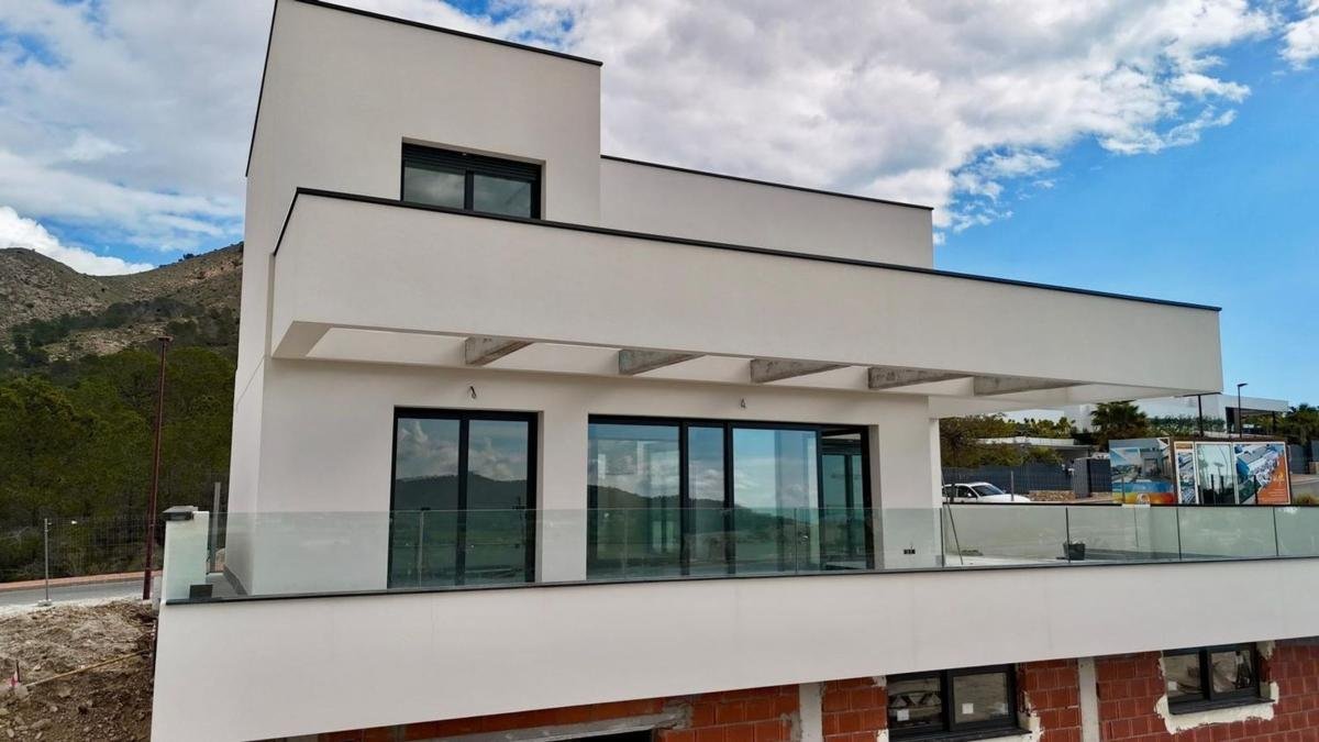 property-501213-3-medium Casa independiente en calle Rey Felipe VI