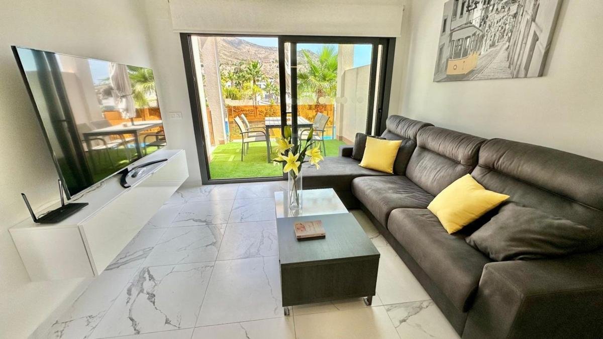 property-501222-3-medium Piso en calle Segovia