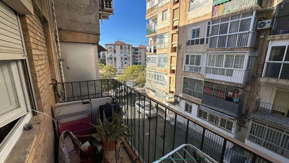 property-501236-1-medium Piso en calle del Topacio