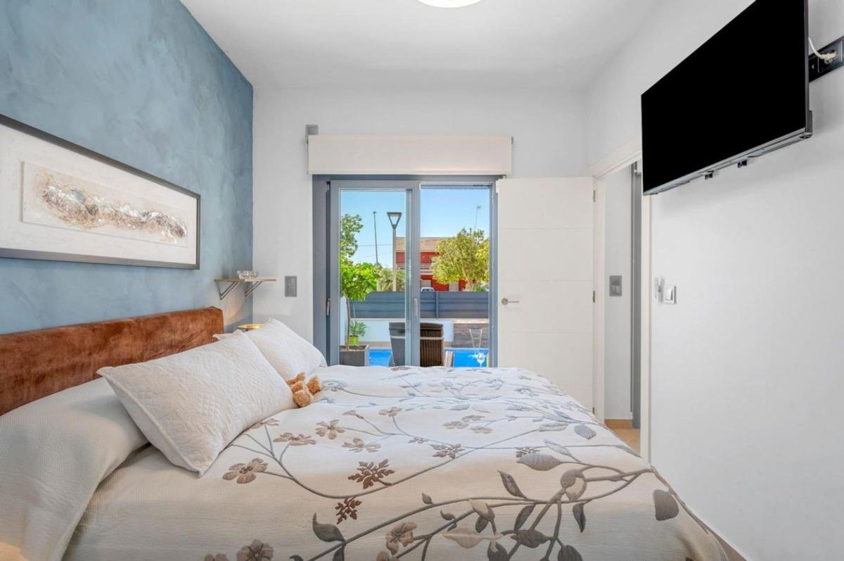 property-506422-11-medium Chalet adosado en S.A.U.R2, 7