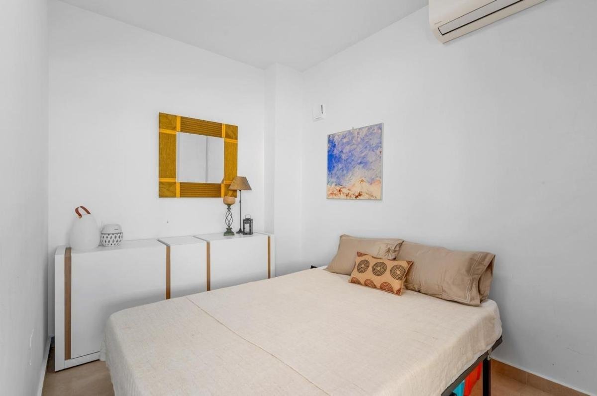 property-506422-8-medium Chalet adosado en S.A.U.R2, 7