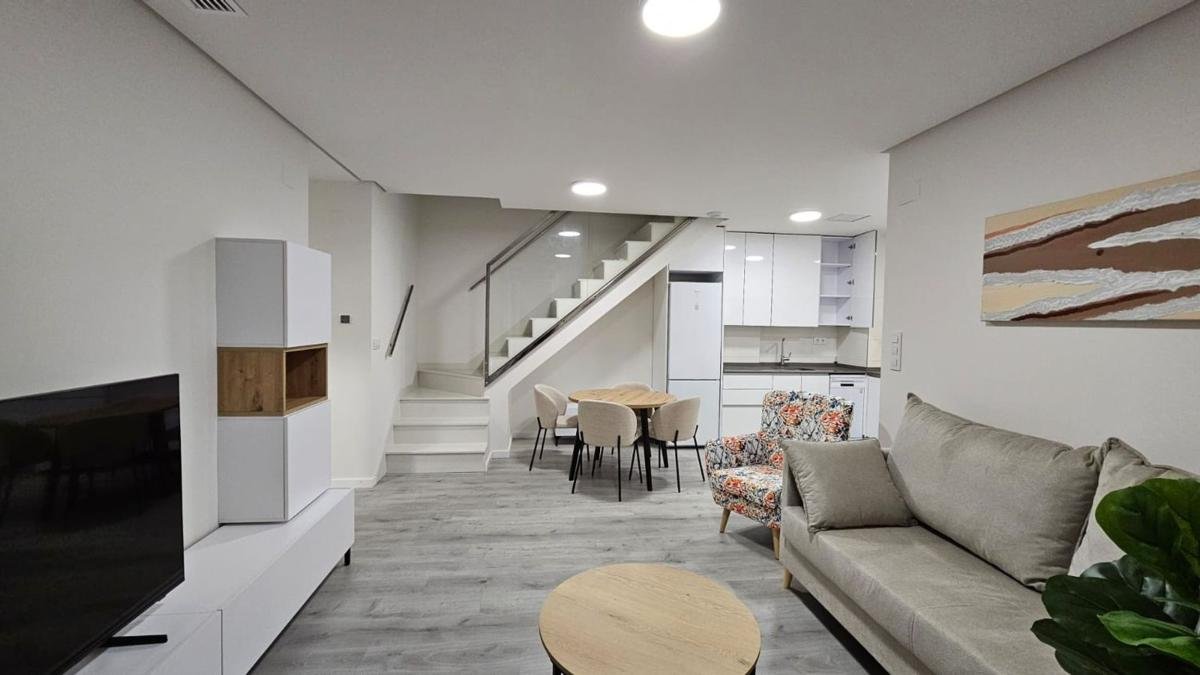 property-506757-3-medium Ático en calle Barranco