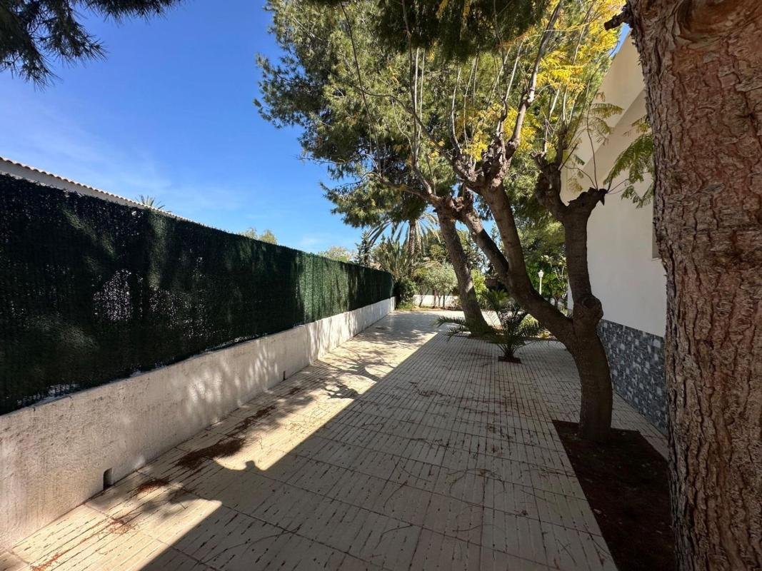 Casa independiente en calle las Garzas