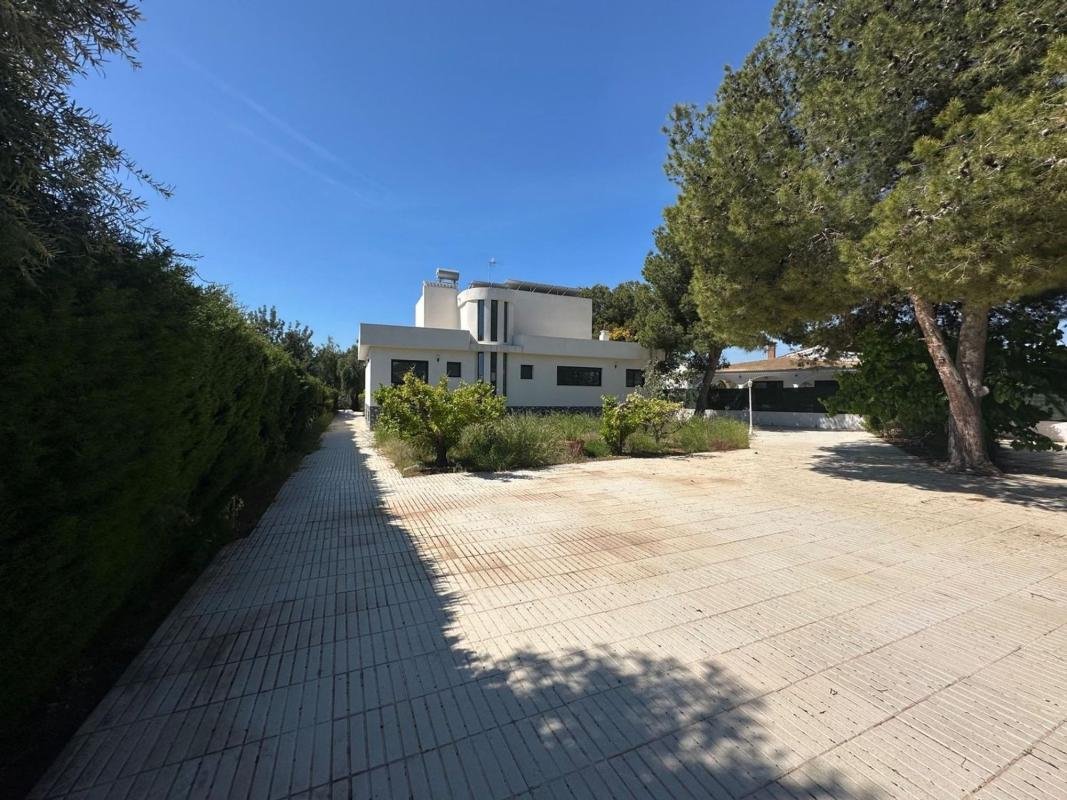 Casa independiente en calle las Garzas