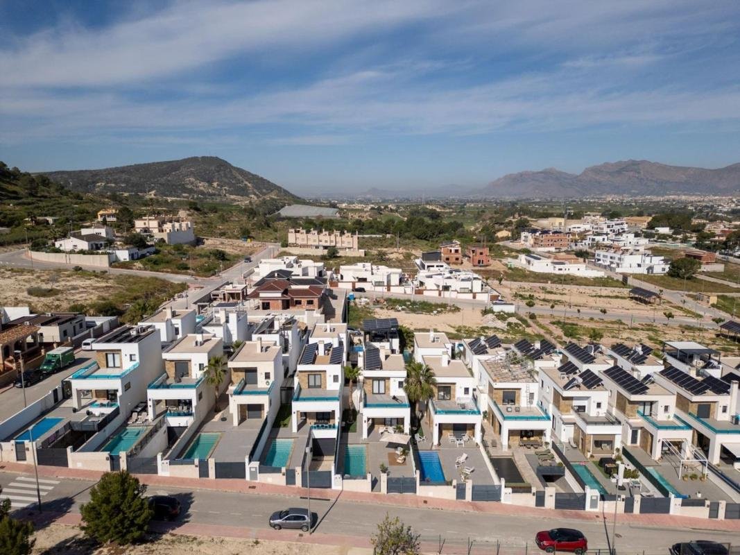 property-512449-14-medium Casa o chalet independiente en Calle Maria Goyri, Bigastro