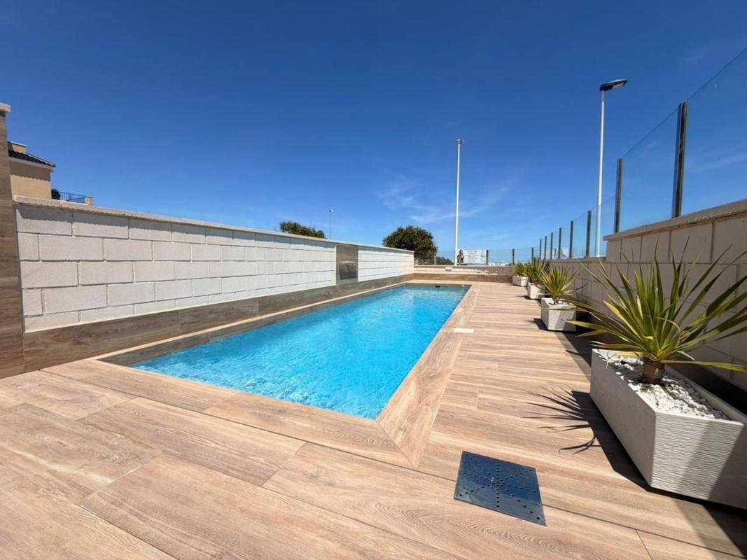 property-512652-17-medium Chalet adosado en Calle Carcaixent, 3, Urbanizaciones, Guardamar del Segura