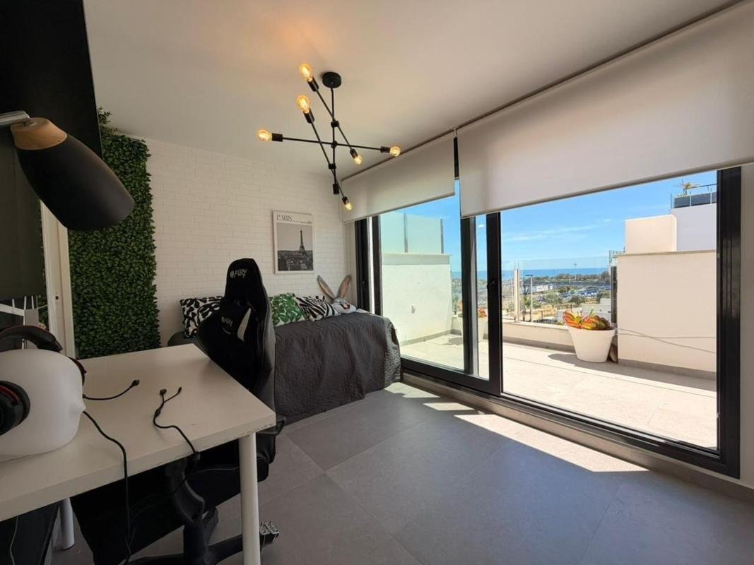 property-512652-6-medium Chalet adosado en Calle Carcaixent, 3, Urbanizaciones, Guardamar del Segura