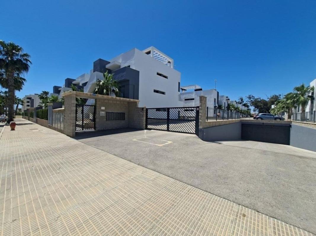 property-512655-4-medium Piso en Calle el Tomello, 26, Urbanizaciones, Guardamar del Segura
