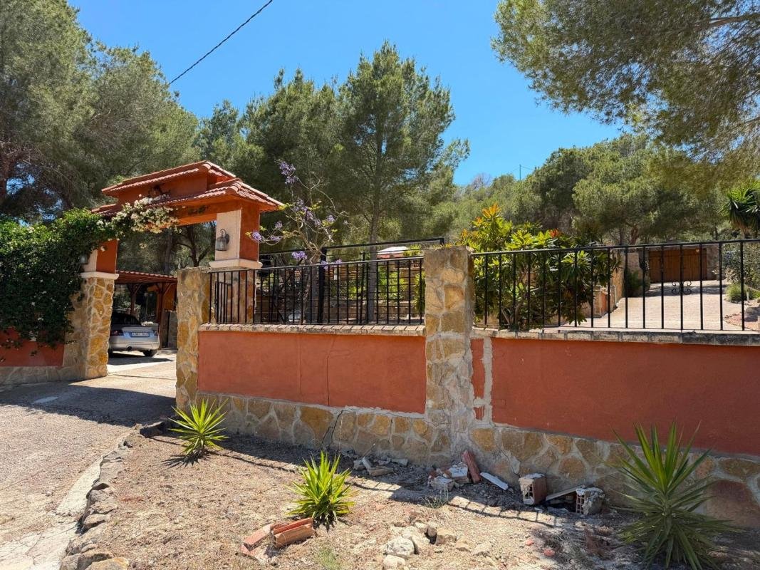 Finca rústica en Desamparados-Hurchillo-Torremendo, Orihuela