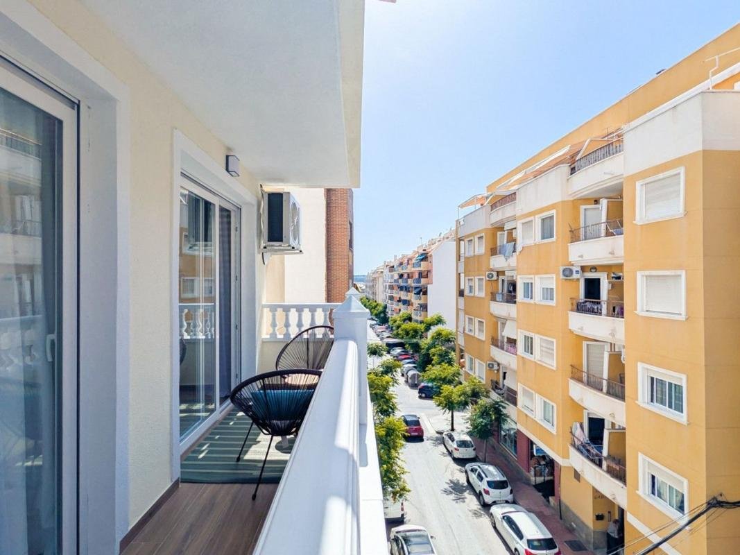 Piso en Calle San Luis, Parque de las Naciones, Torrevieja