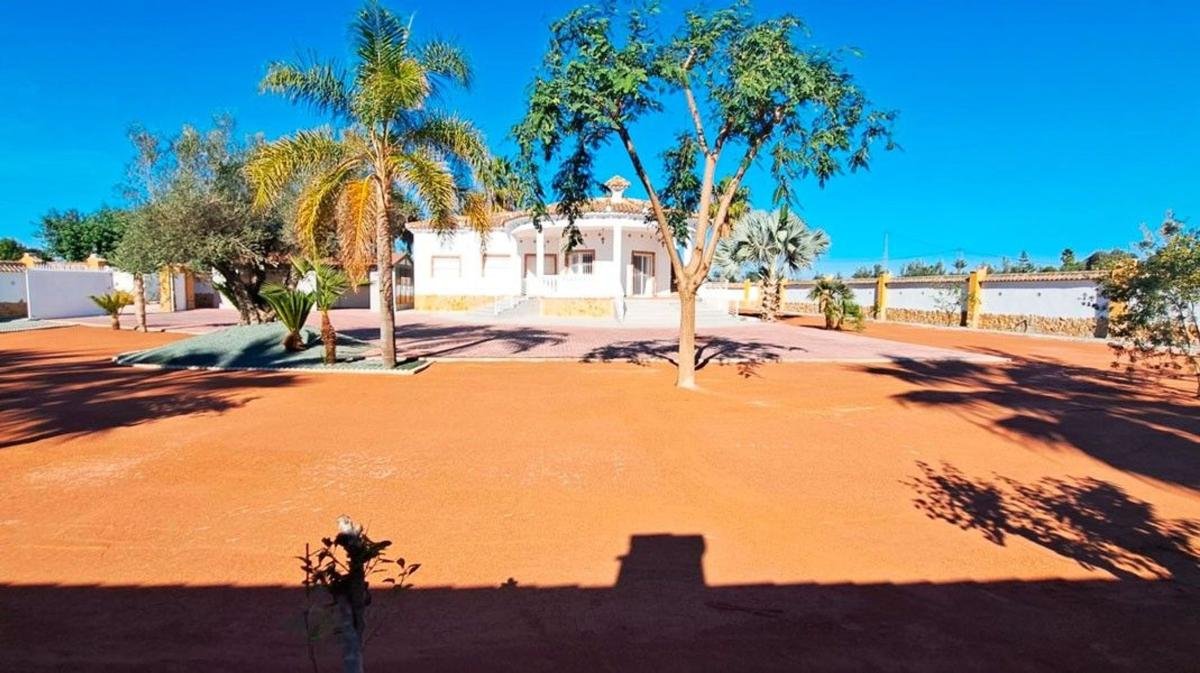 property-522268-13-medium Casa o chalet independiente en Catral