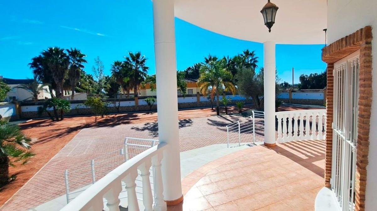 property-522268-4-medium Casa o chalet independiente en Catral