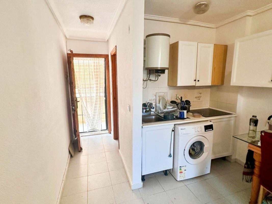 property-522649-1-medium Estudio en Avenida Robleda, La Siesta – El Salado – Torreta, Torrevieja
