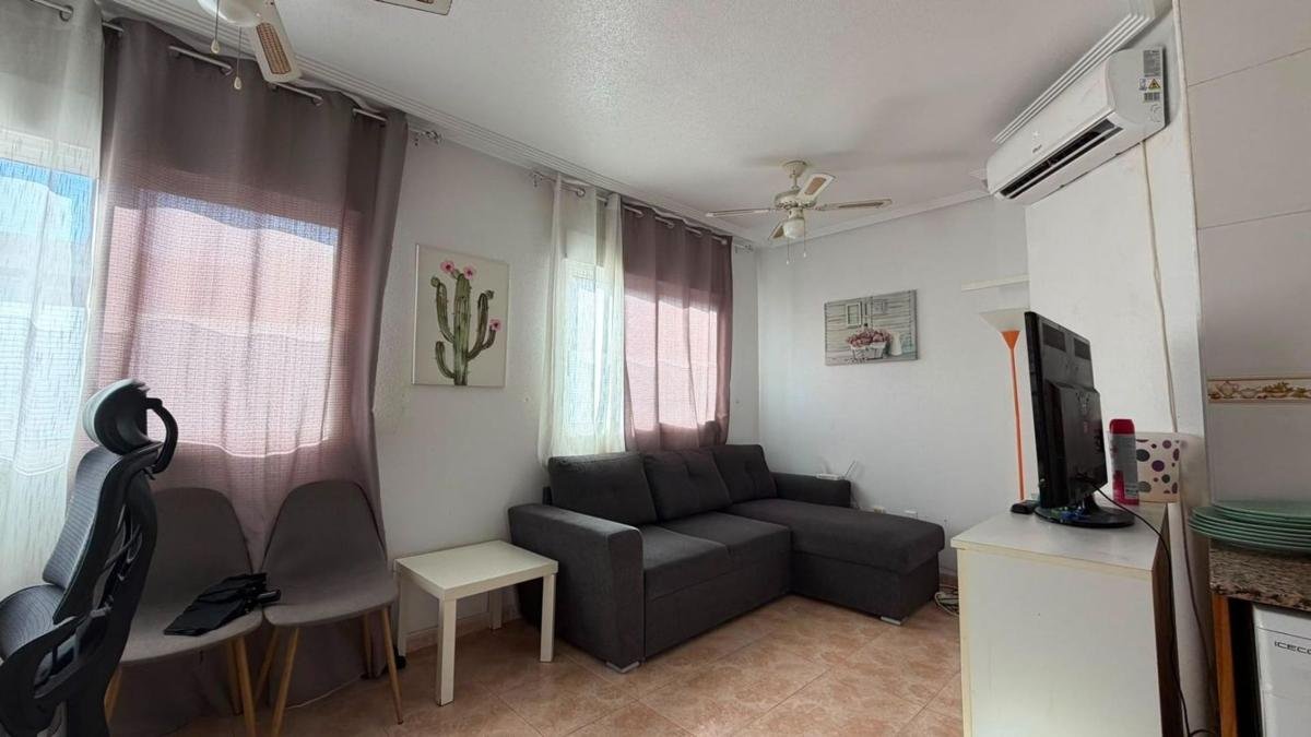 property-523492-1-medium Piso en Calle del Huerto, Parque de las Naciones, Torrevieja