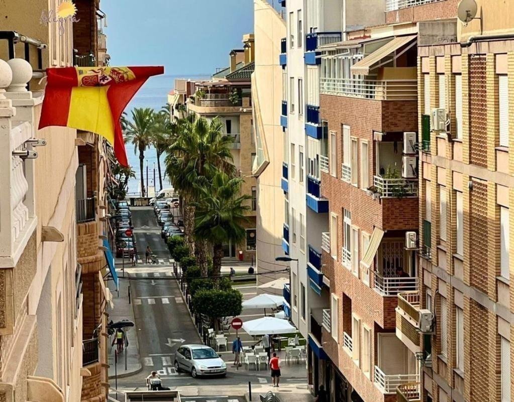 Piso en Calle Caballero de Rodas, Las Piscinas Naturales, Torrevieja