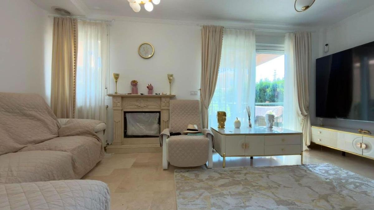 property-524163-3-medium Chalet adosado en Calle Palau, Nou Nazaret – Frank Espinós, San Juan de Alicante