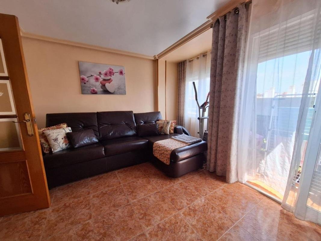 property-524166-2-medium Piso en Calle del Campello, San Agustín, Alicante / Alacant