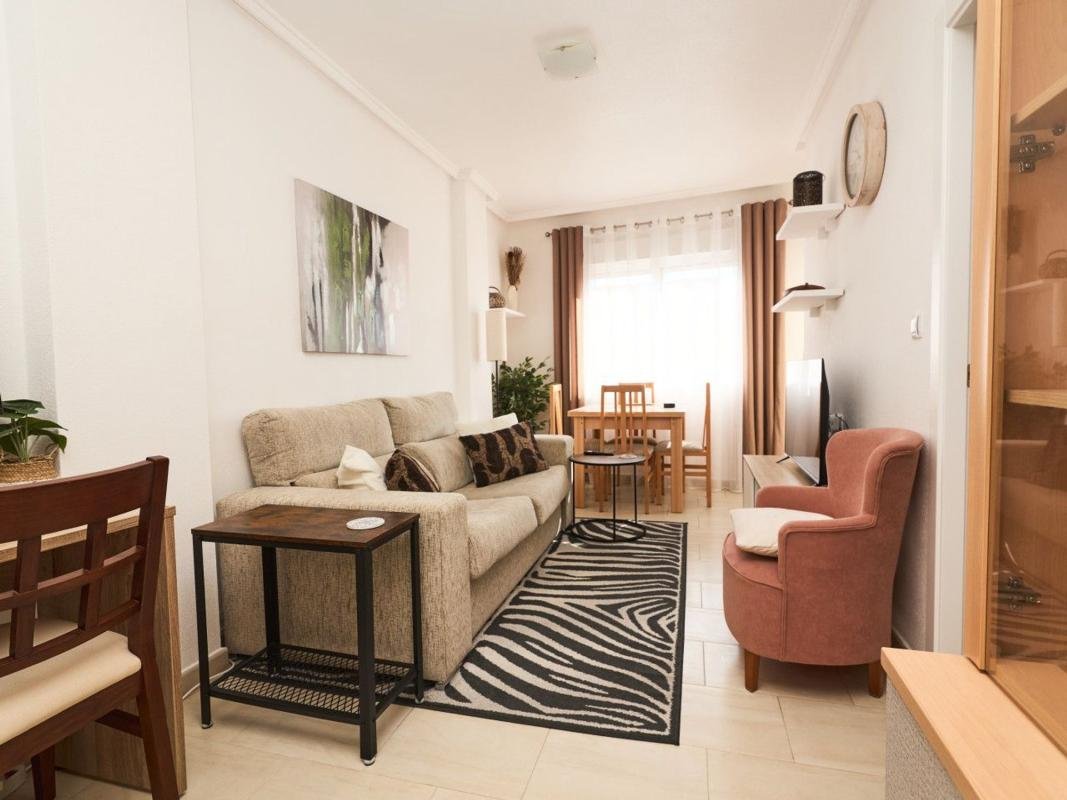property-524546-1-medium Piso en El Molino, Torrevieja
