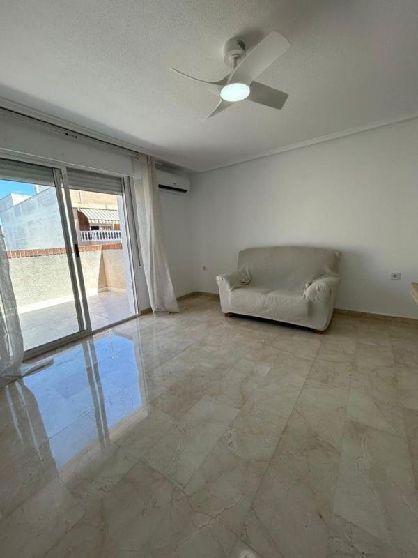 property-524747-1-medium Piso en Calle Concordia, 9 -1, Centro – Muelle Pesquero, Torrevieja