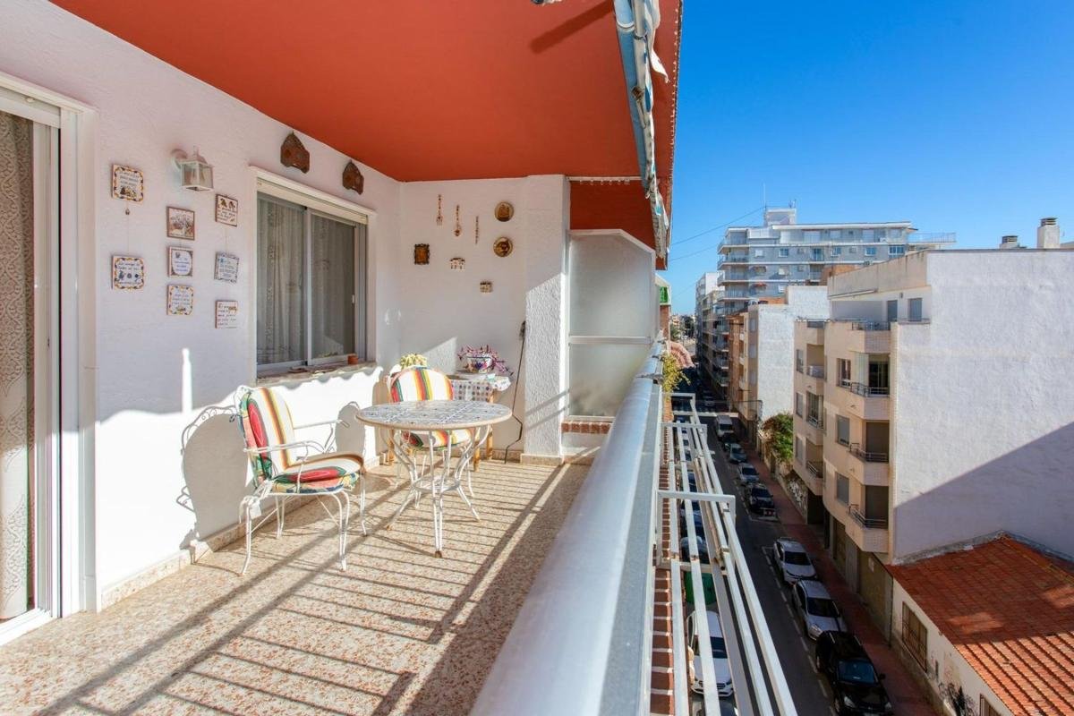 property-525106-2-medium Ático en Calle Gumersindo, 69, Las Piscinas Naturales, Torrevieja