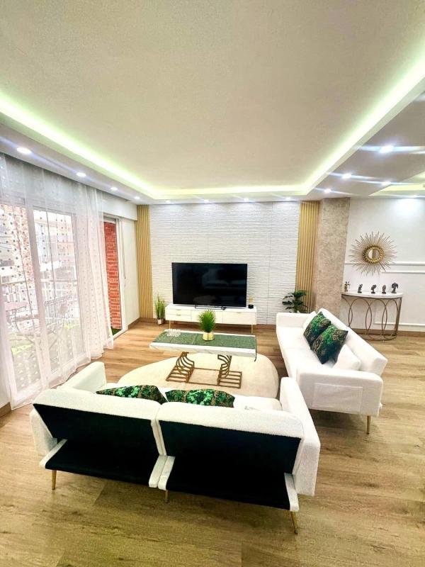 property-526610-2-medium Piso en Canonigo Torres, Centro – Muelle Pesquero, Torrevieja