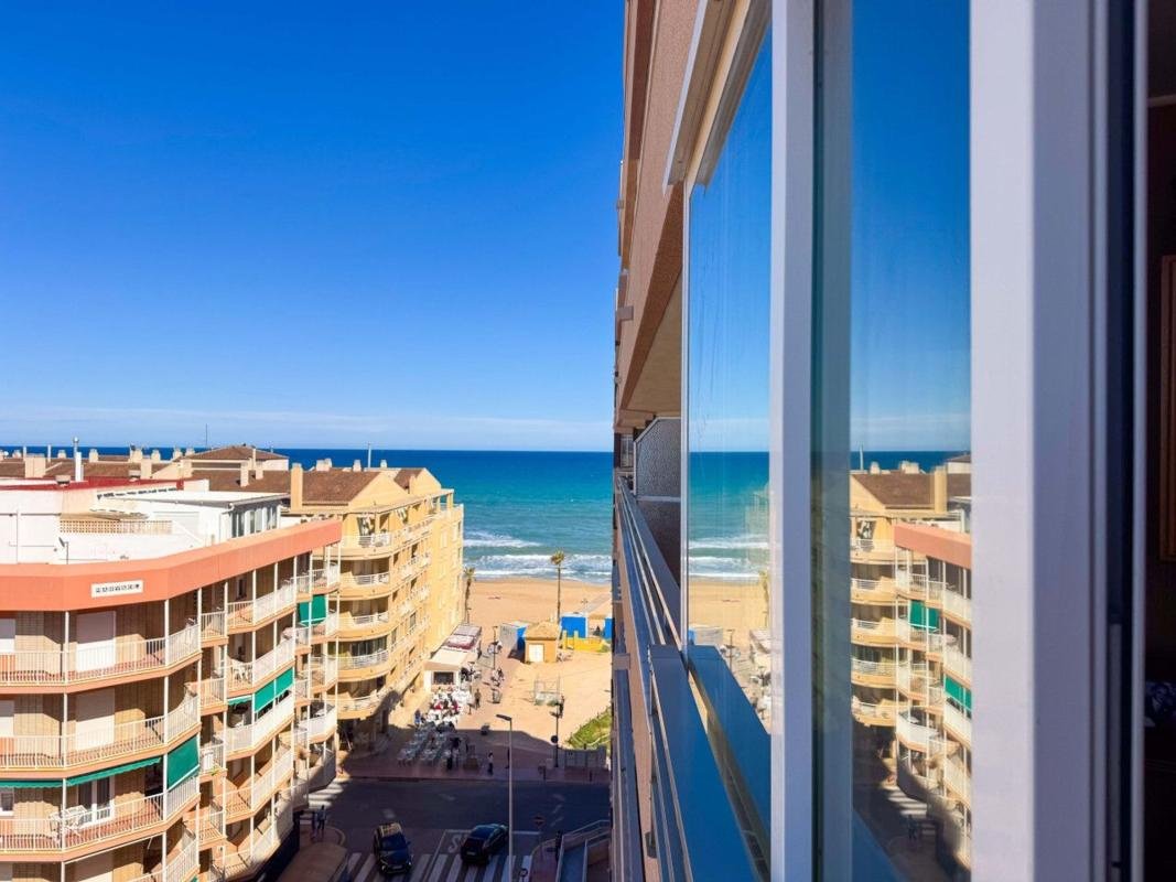 property-526698-3-medium Piso en Calle Alta, Gaspar Perrelló, Torrevieja