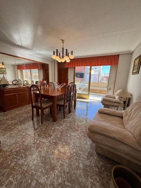 property-526844-2-medium Piso en Plaza de la Constitucion, 2, Centro – Muelle Pesquero, Torrevieja