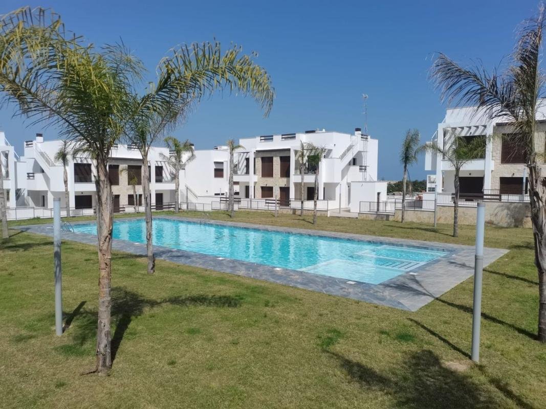 property-526863-2-medium Piso en Los Balcones – Los Altos del Edén, Torrevieja