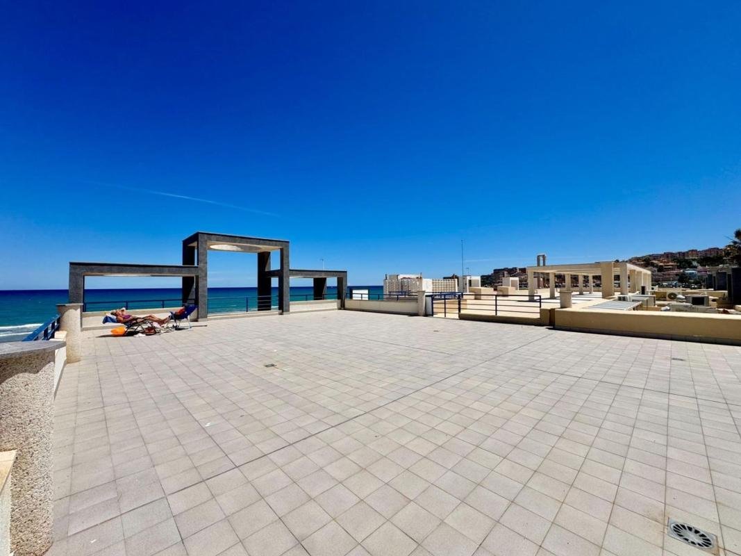 property-526891-2-medium Piso en Avenida Españoles, Los Europeos, Torrevieja