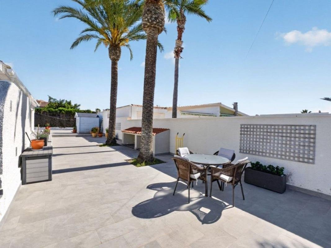 property-530483-3-medium Casa o chalet independiente en Avenida las Alondras, 65, Nueva Torrevieja, Torrevieja
