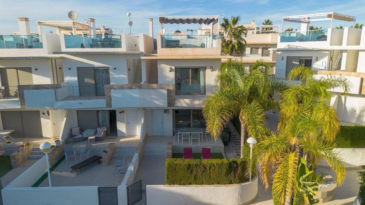 Dúplex en Avenida de Almería, Lo Marabú, Rojales