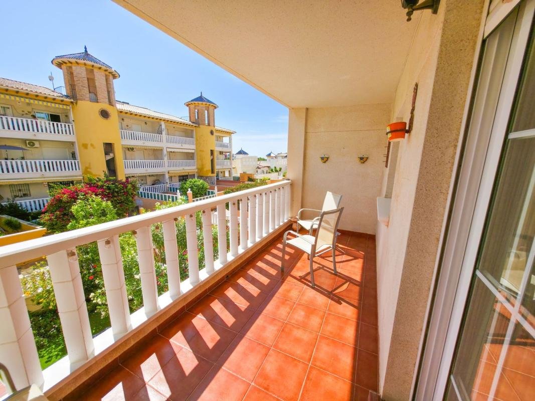 property-534417-1-medium Piso en Cabo Roig, Orihuela