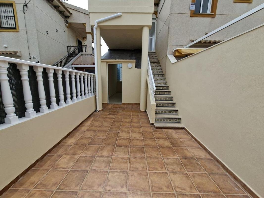 property-534460-2-medium Casa o chalet independiente en Avenida de California, Horizonte – La Campana, Orihuela