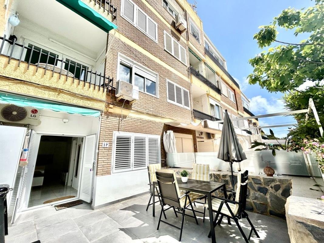 property-534672-2-medium Piso en Apartamentos Las Palmeras Avenida de las Palmeras 6 Apt 1p Orihuela Costa 03189 Alicante Spain, Playa Flamenca, Orihuela